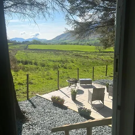 Saddleback Snug Apartment *